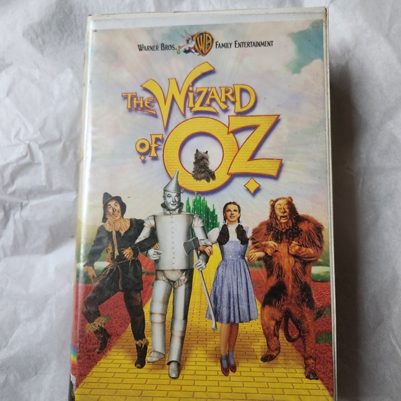 The Wizard of Oz MGM VHS tape - Picture 3 of 9